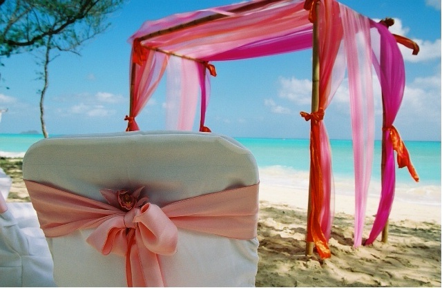 Is the beach Building a beach wedding that focuses on the reason for the 